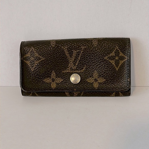 14 Louis Vuitton Brown Monogram Leather 4 Key Holder Case - Picture 1 of 10